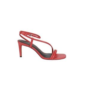 Rebecca Minkoff Nanine high heels 👠 in lipstick red.